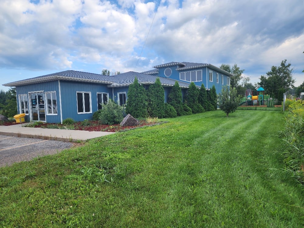 Commercial maintenance work for summer and winter.