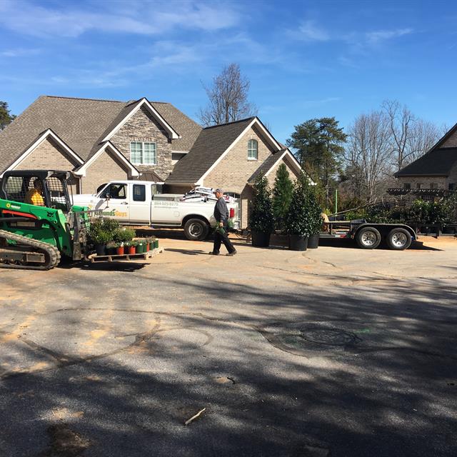 Ground guys all set to work