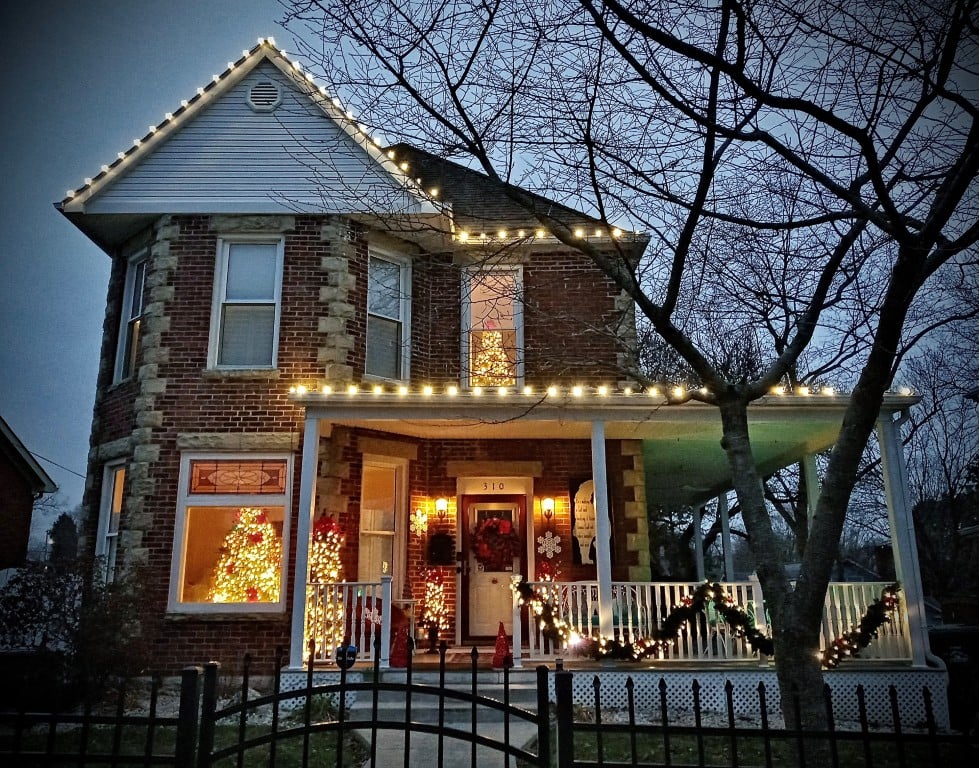 Holiday lights professionally installed in South Charlotte NC