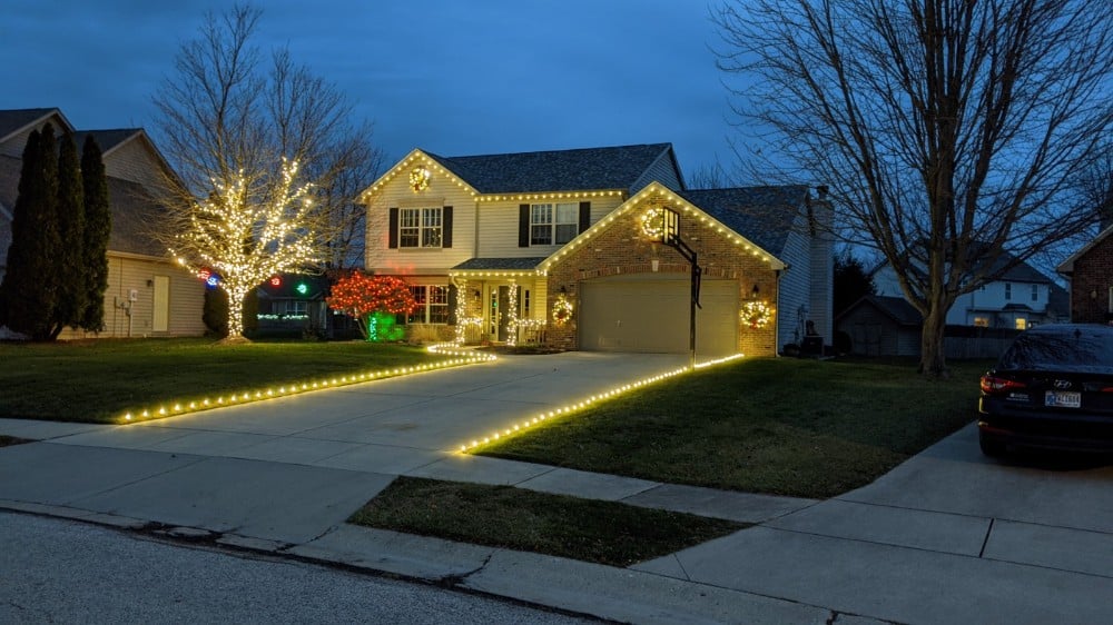 Holiday Lighting-Residential