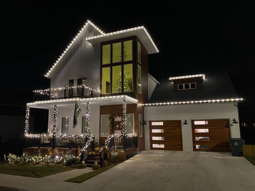 Holiday Lighting-Residential
