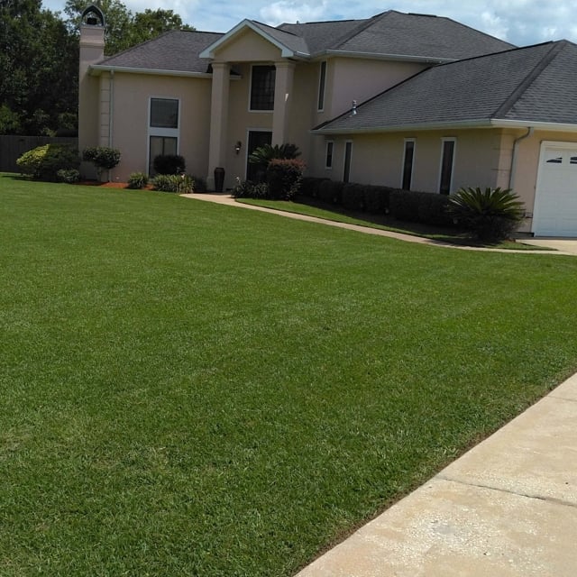 House with a beautiful lawn