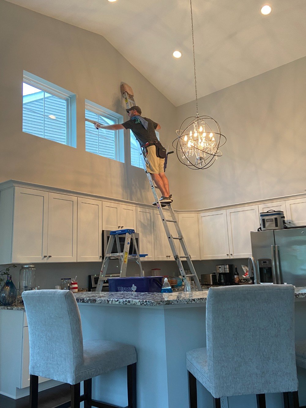 Window cleaning on interior