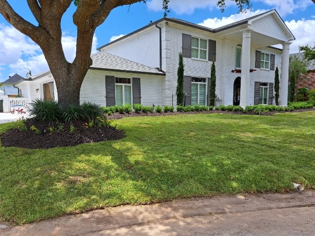 Landscape Bed Installation