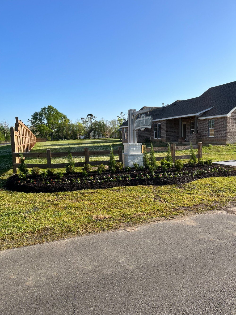 New Bed, Plant and Landscape Lighting Installation