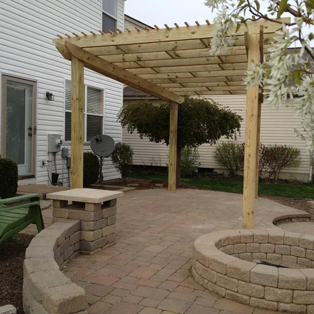 Patio design in front of home