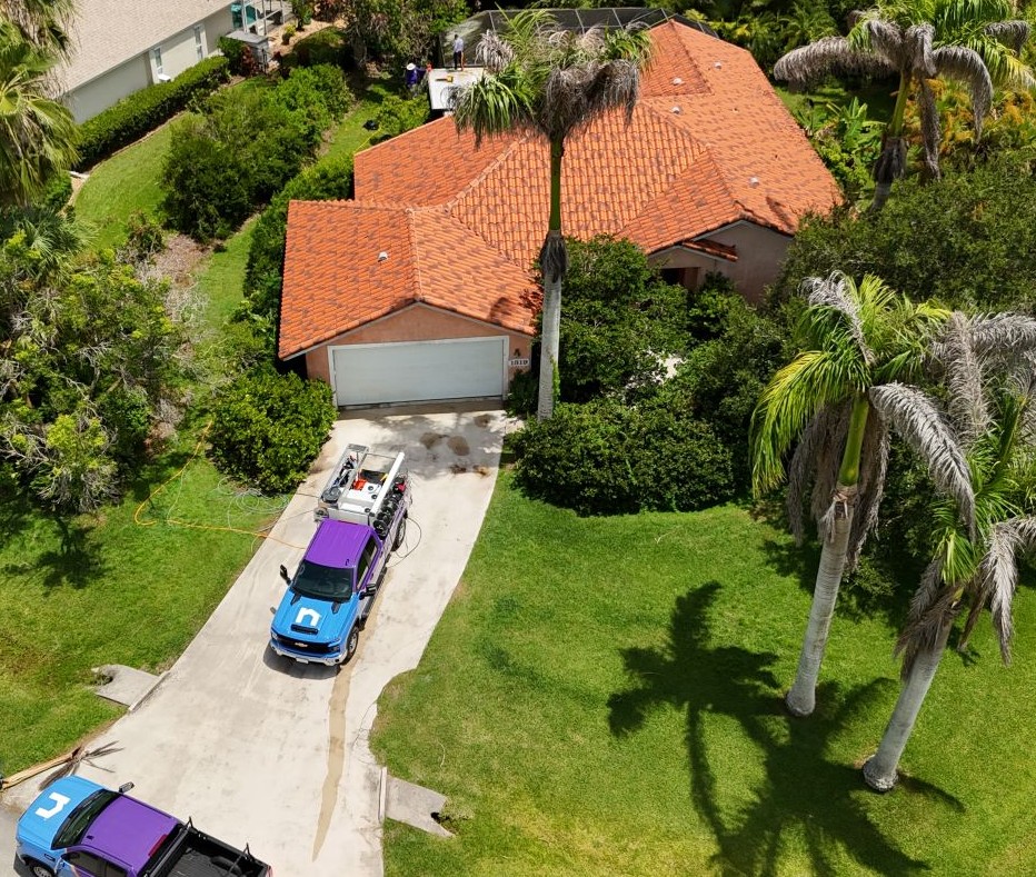 Professional roof washing for a cleaner home.