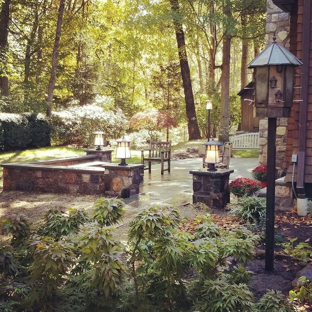 The Grounds Guys of Armonk and Greenwich outdoor patio space