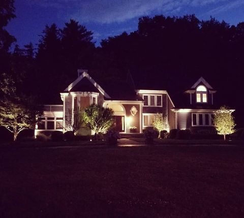 The Grounds Guys of Armonk and Greenwich outdoor lighting
