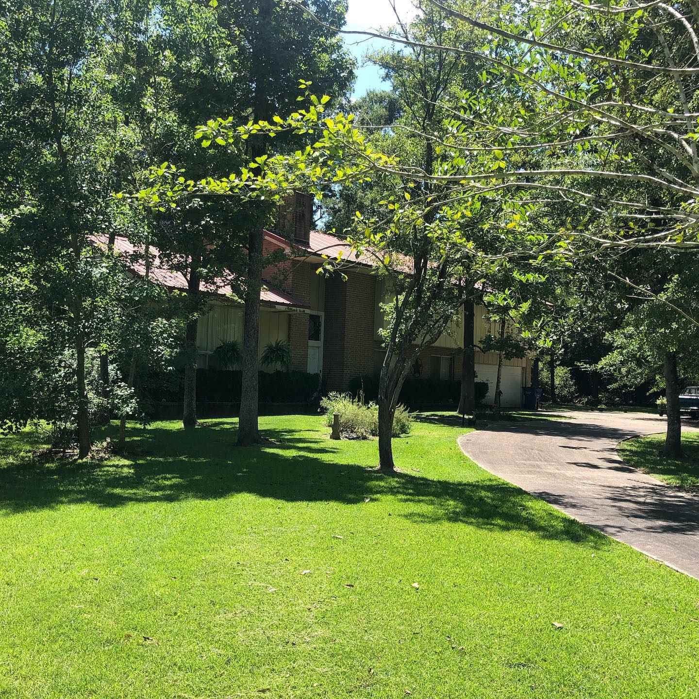 The Grounds Guys of Beaumont General