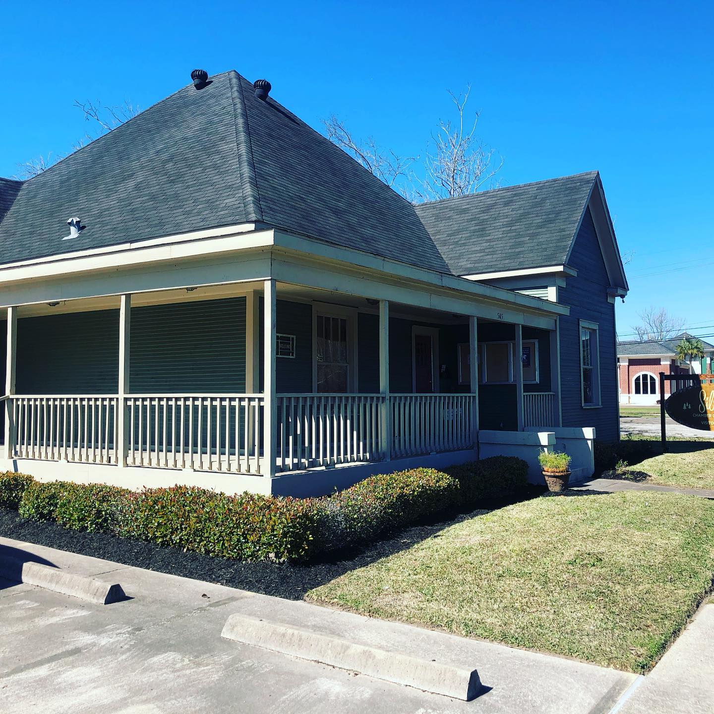 The Grounds Guys of Beaumont General