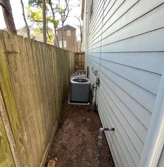 The Grounds Guys of Memorial Park Spring Cleanup