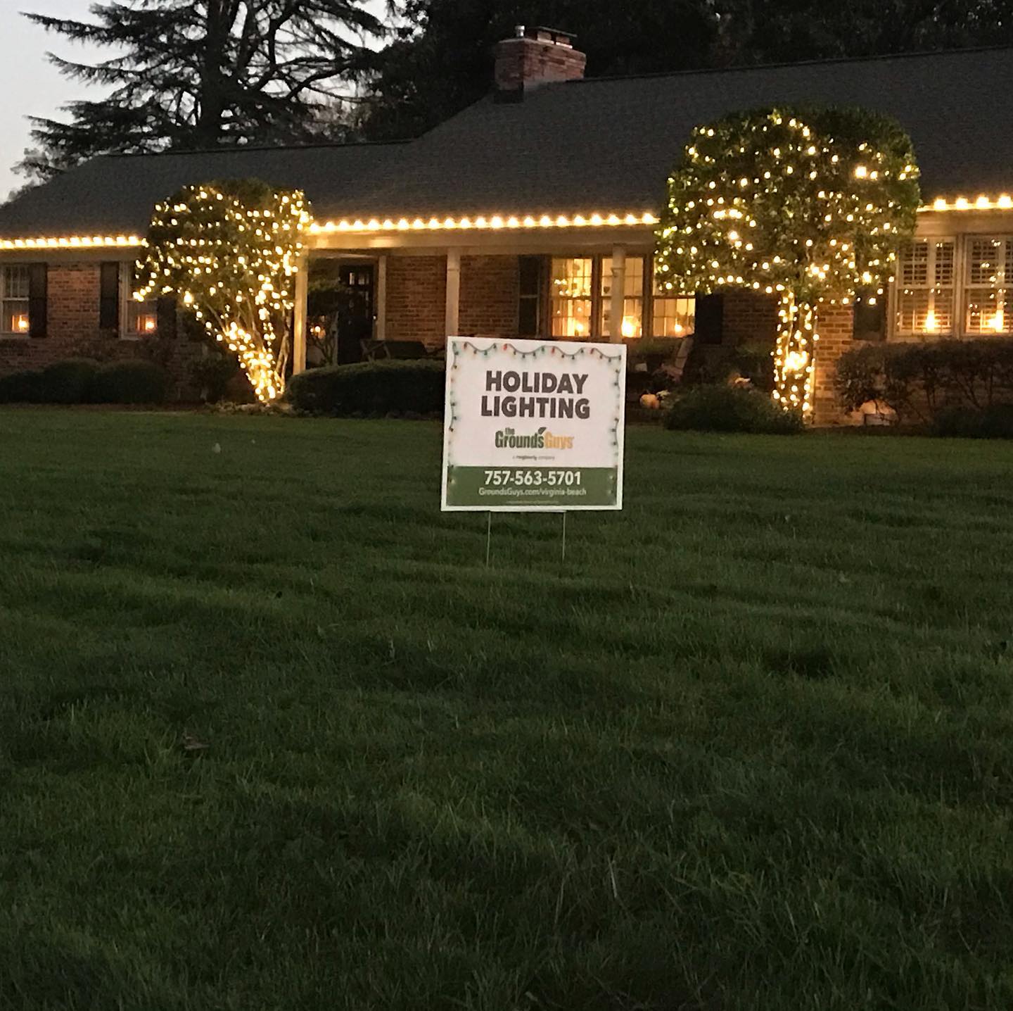 The Grounds Guys of Virginia Beach Holiday Lighting