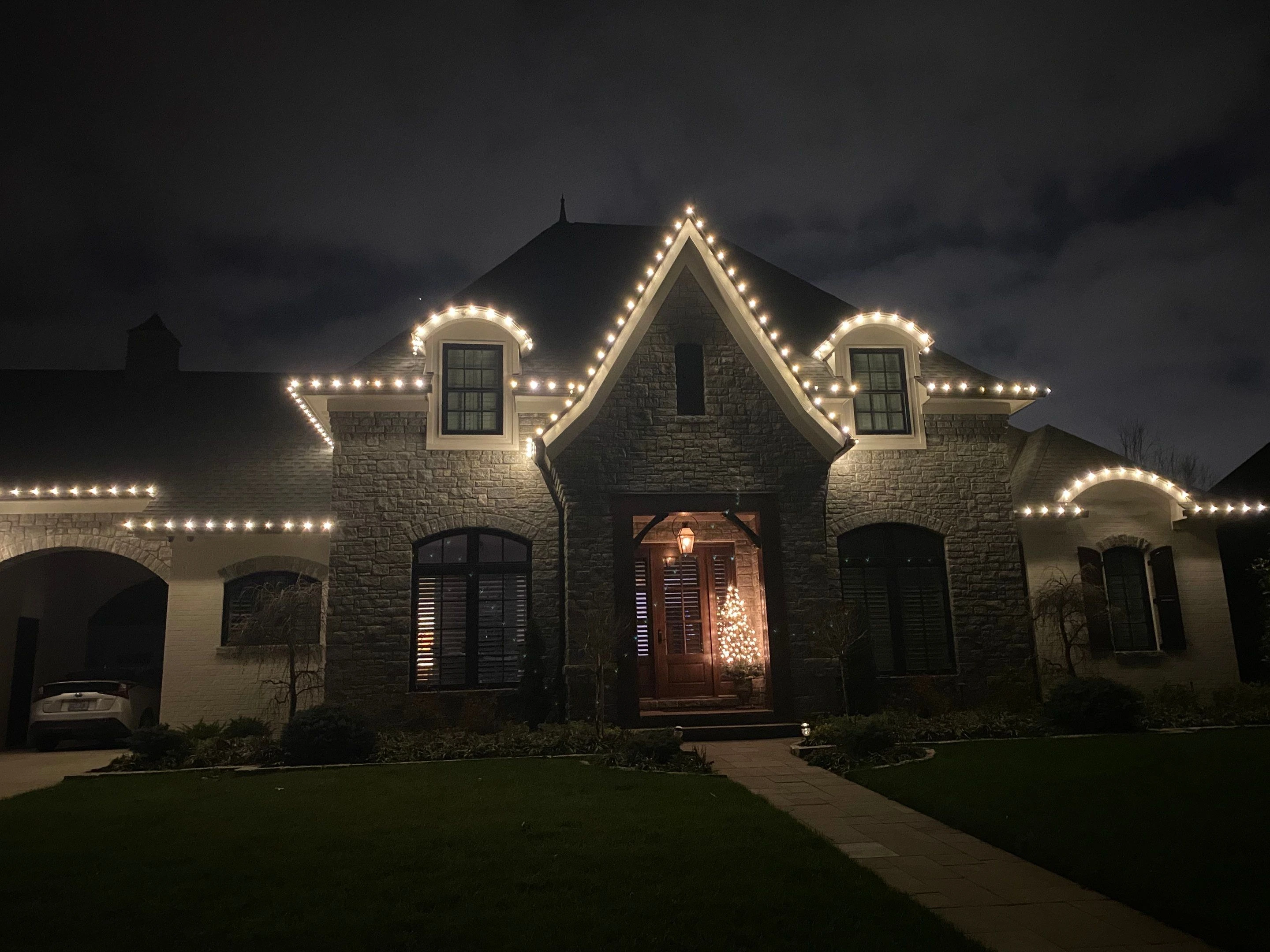 christmas house lighting