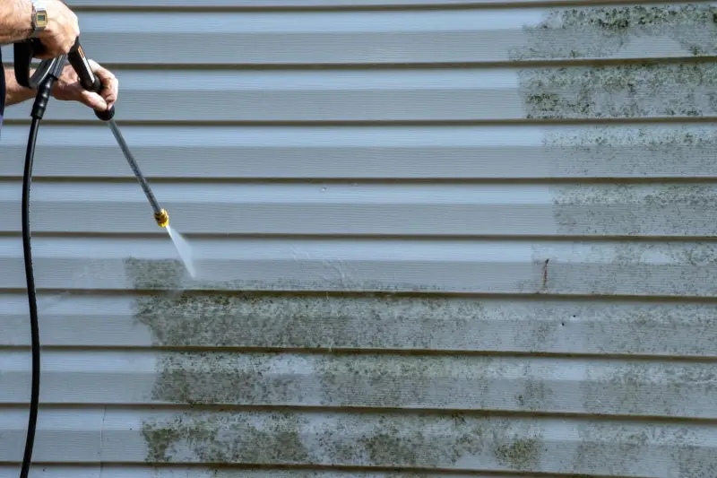 How to pressure wash a house discount